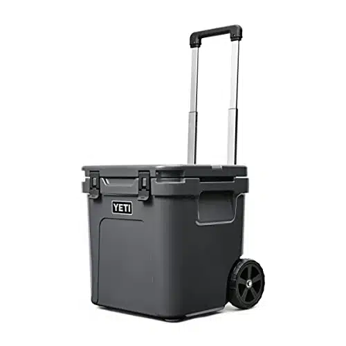 YETI Roadie heeled Cooler with Retractable Periscope Handle, Charcoal